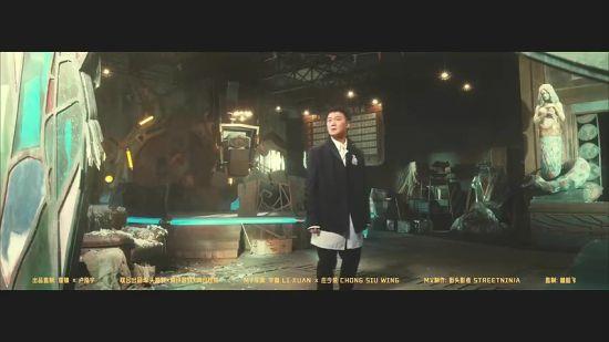 陈奕迅演唱《英雄联盟：双城之战》首部动画MV首播！Eason和金克斯跨时空